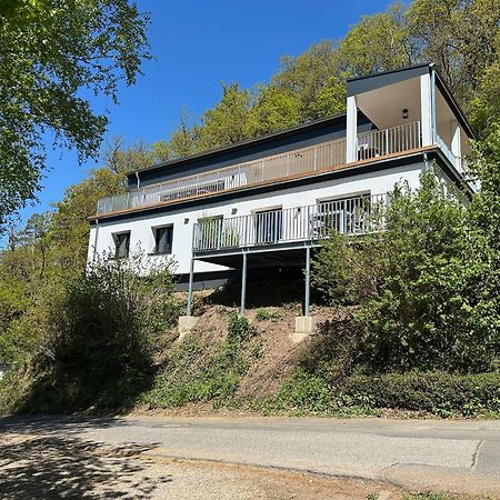 Villa Holgenbach - Penthouse- Und Ferienwohnung Im Nationalpark Eifel 施莱登 外观 照片