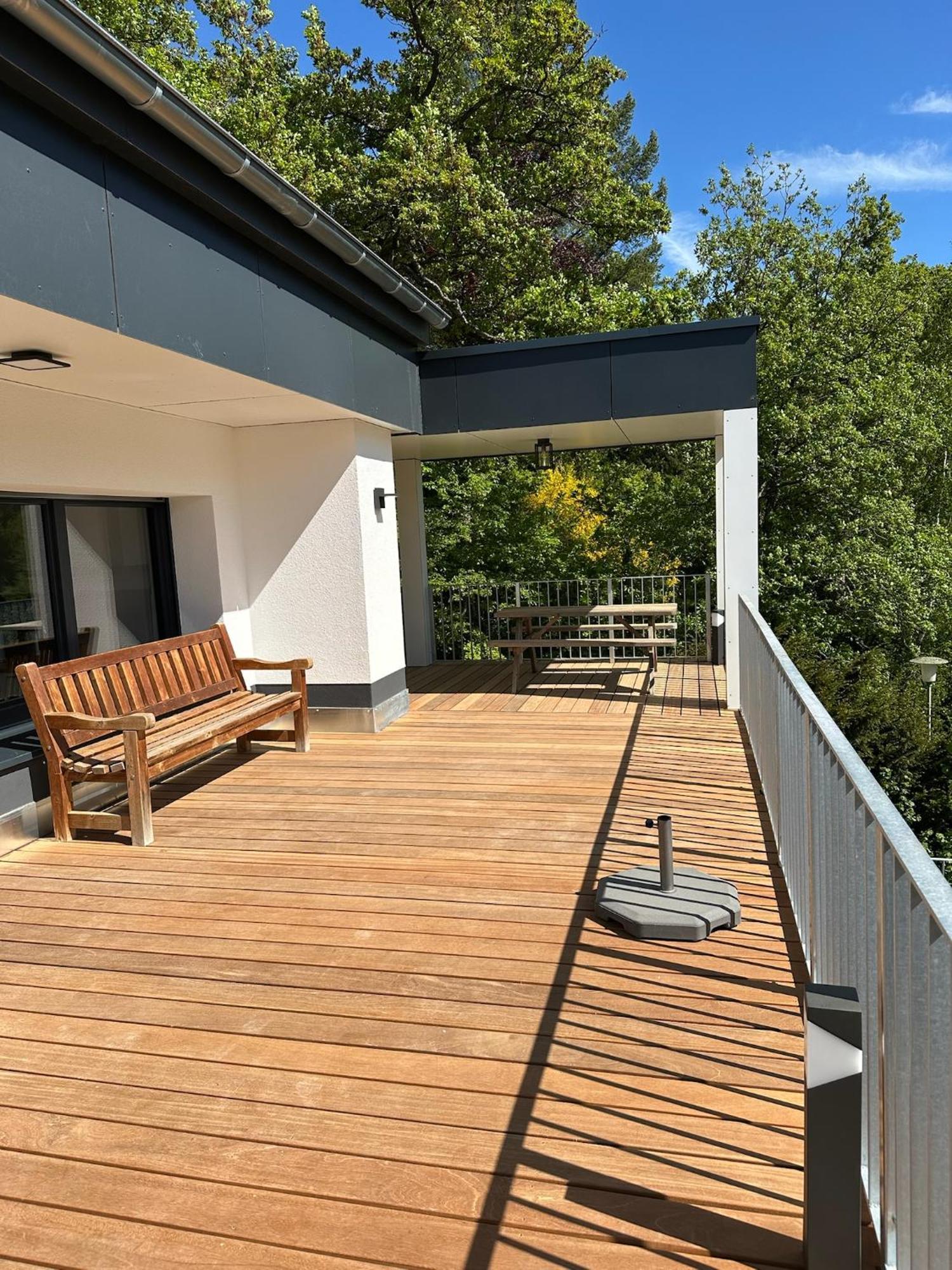 Villa Holgenbach - Penthouse- Und Ferienwohnung Im Nationalpark Eifel 施莱登 外观 照片