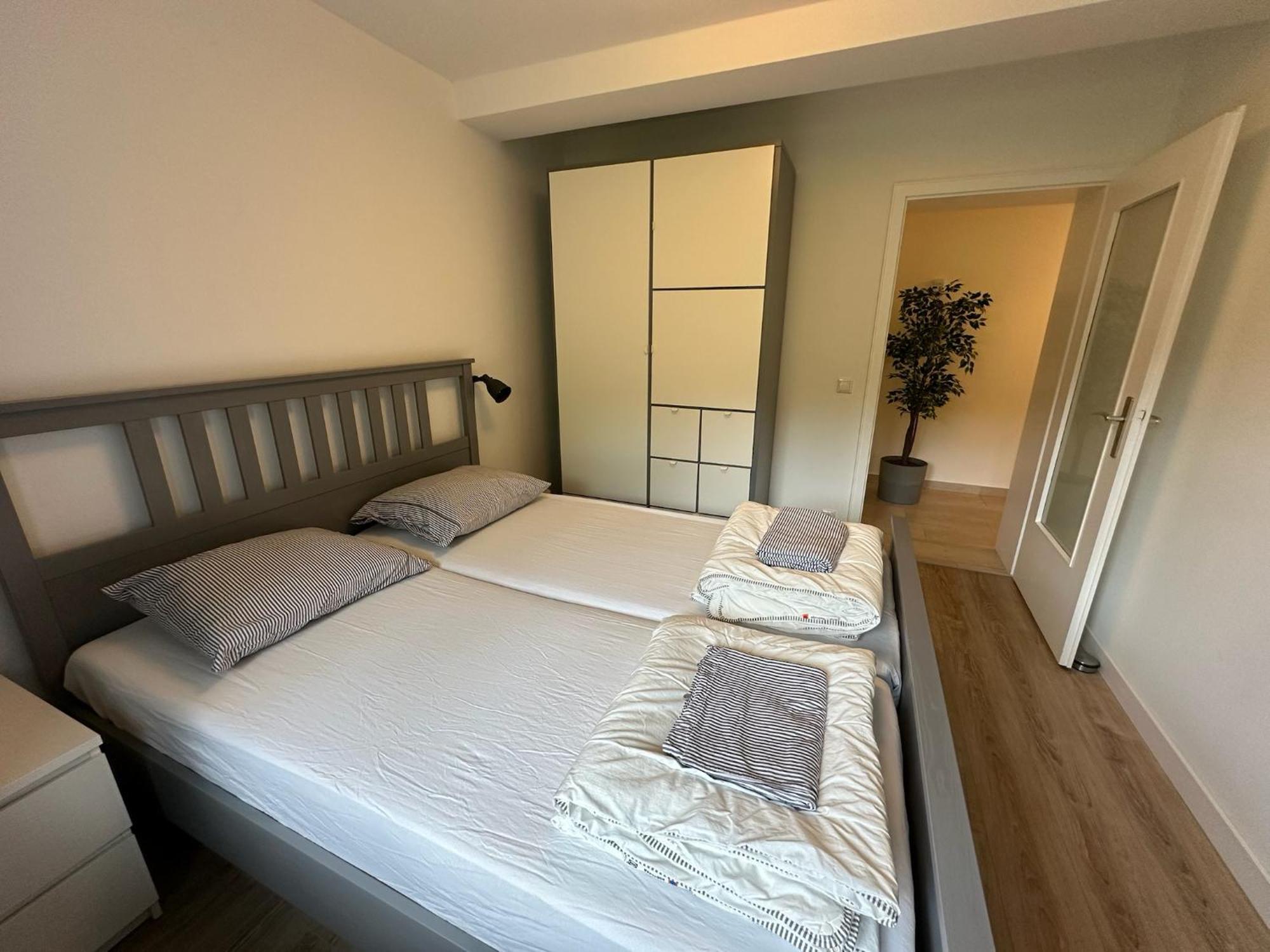 Villa Holgenbach - Penthouse- Und Ferienwohnung Im Nationalpark Eifel 施莱登 外观 照片